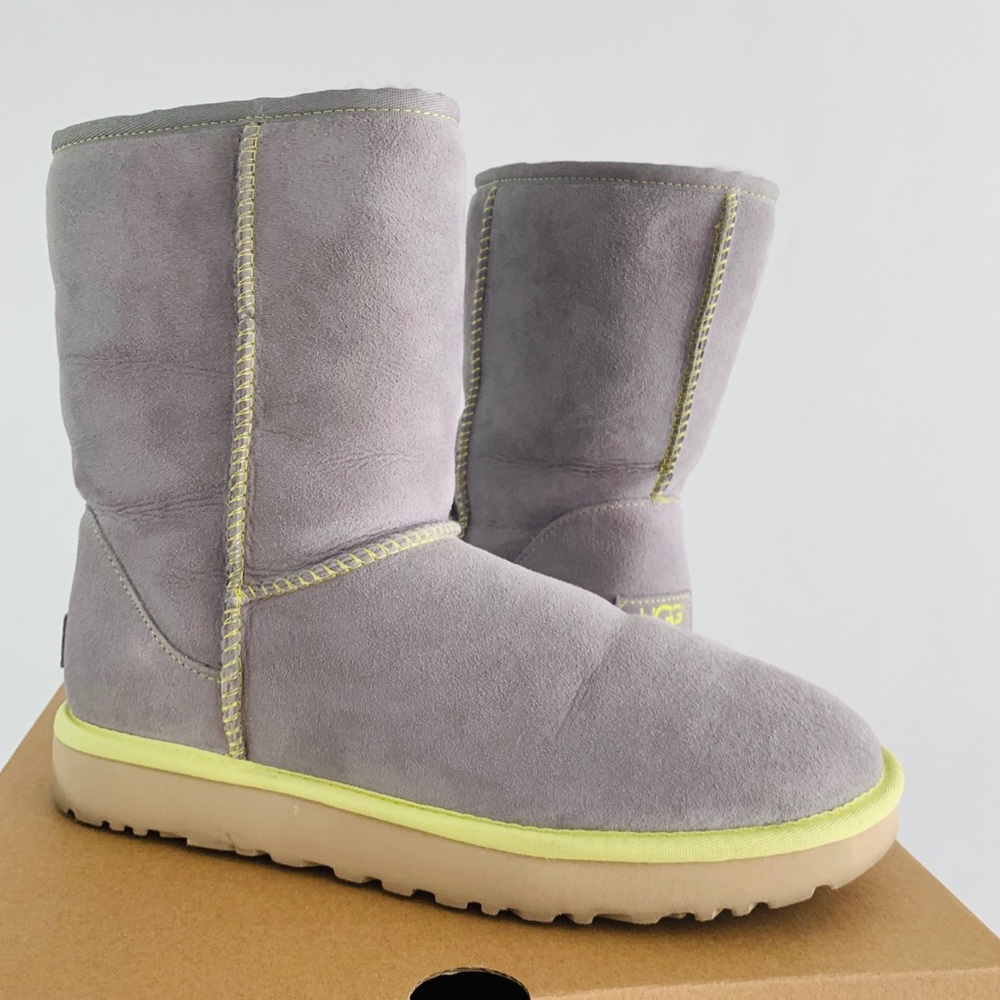 Ugg Classic Short Boot in Neon 10 Uggs